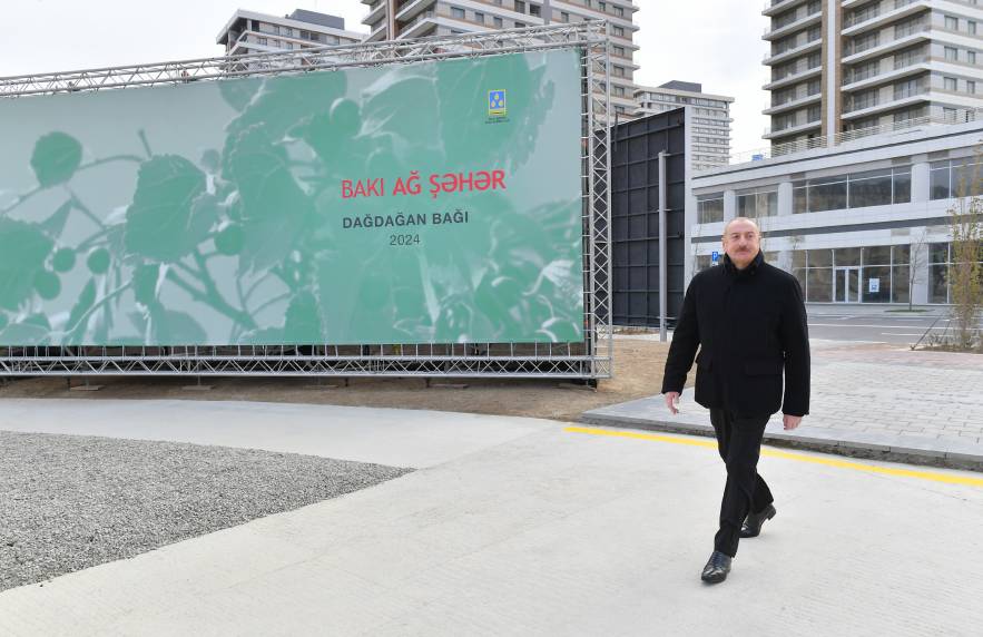 Ильхам Алиев ознакомился с работами по строительству и благоустройству в Центральном парковом квартале и условиями, созданными в Офисном здании Белого города Баку