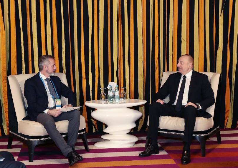 Состоялась встреча Ильхама Алиева с президентом компании Indra