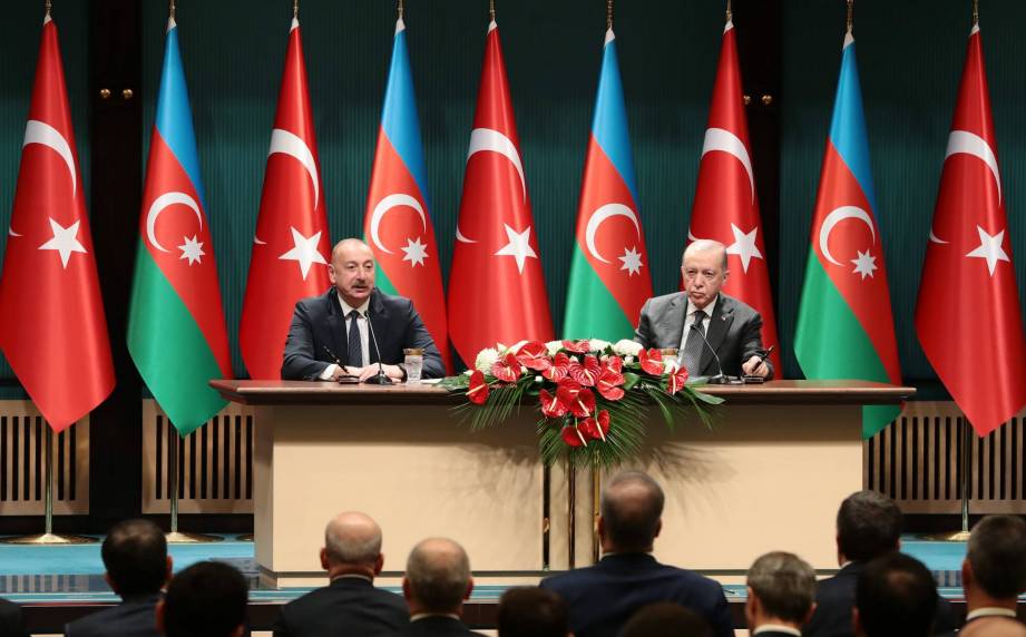 Официальный визит Ильхама Алиева в Турцию