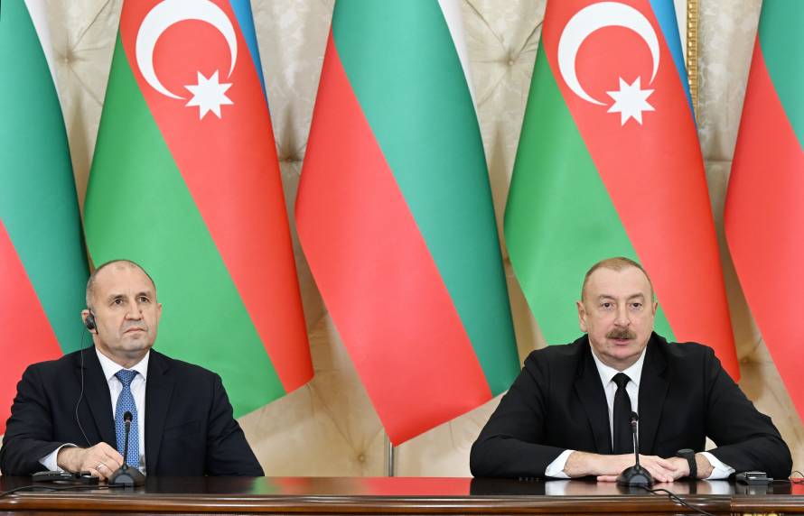 Ильхам Алиев и Президент Румен Радев выступили с заявлениями для прессы