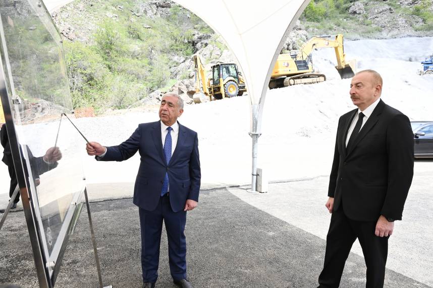 Ilham Aliyev inspected progress of construction of Khankendi-Shusha-Lachin highway