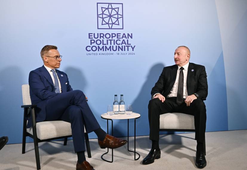 Ильхам Алиев встретился в Оксфорде с Президентом Финляндии Александром Стуббом