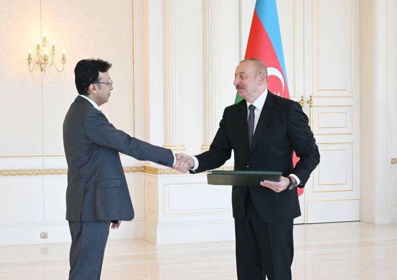 Ilham Aliyev received credentials of incoming ambassador of Pakistan to Azerbaijan