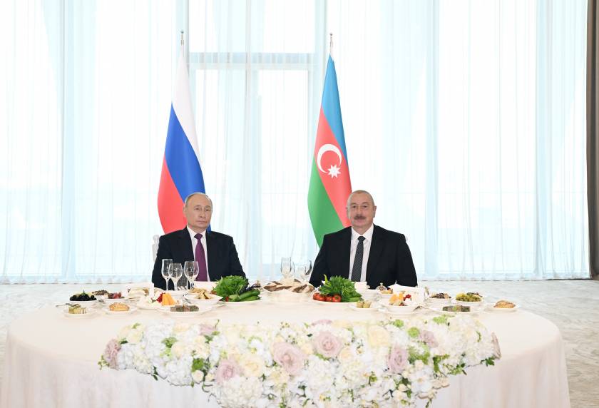 State reception was hosted by Ilham Aliyev in honor of Russian President Vladimir Putin