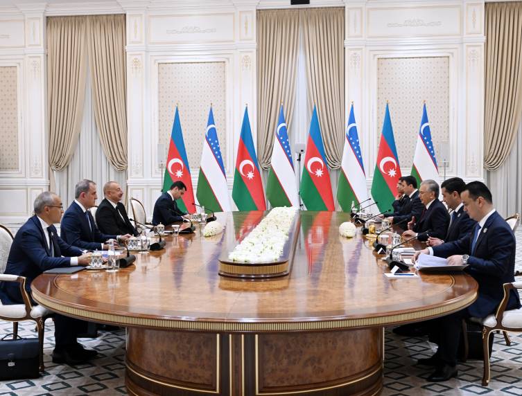 Presidents of Azerbaijan and Uzbekistan held limited-format meeting in Tashkent