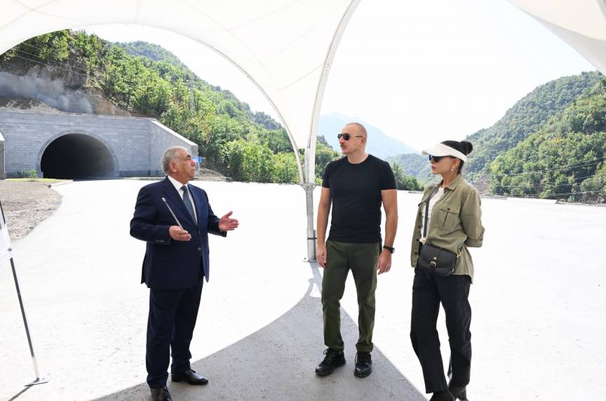 Ilham Aliyev visits construction site of the 4th tunnel and a 15.2-kilometer section of the Toghanaly-Kalbajar-Istisu highway