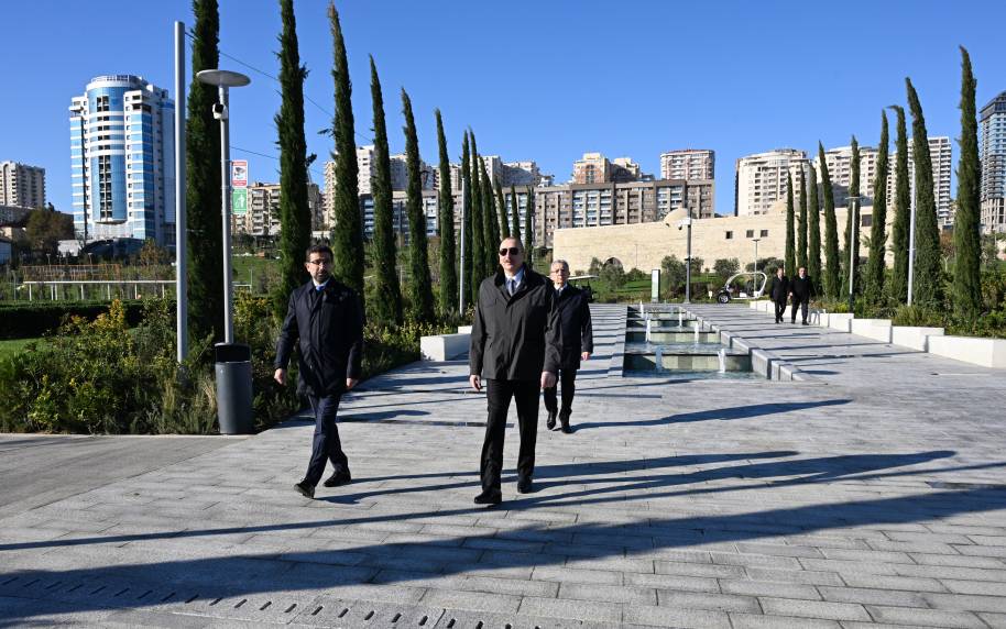 Ilham Aliyev attended opening of third section of Central Park in Baku