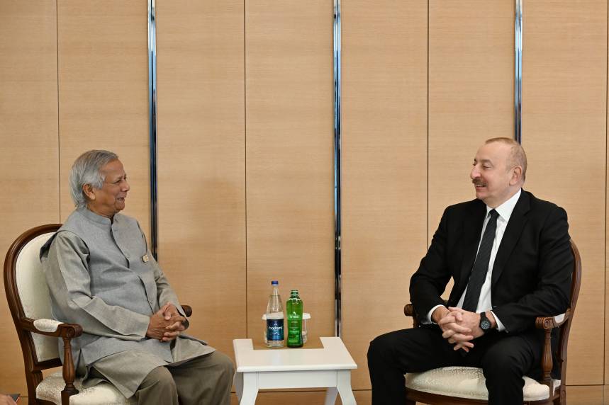 Ilham Aliyev met with Chief Adviser to the Interim Government of Bangladesh