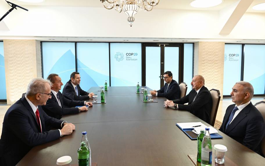 Ilham Aliyev met with Presidents of International Canoe, Rowing, and Dragon Boat Federations