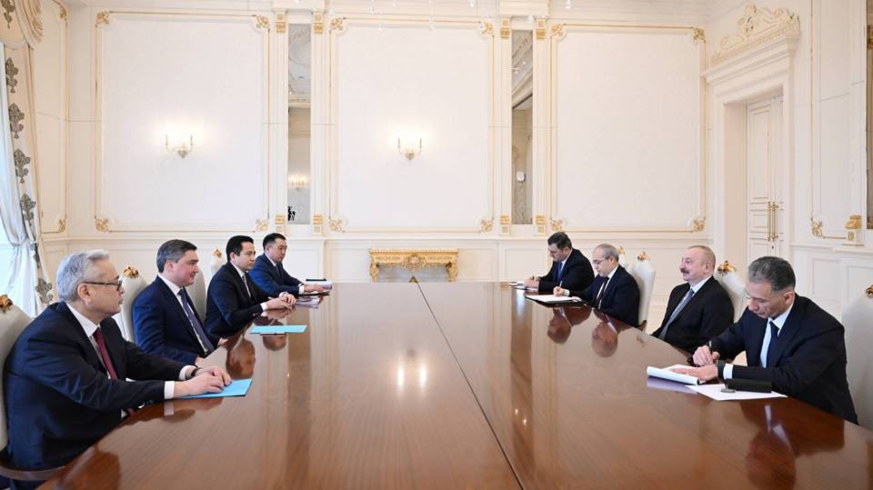 Ilham Aliyev received Prime Minister of Kazakhstan Olzhas Bektenov