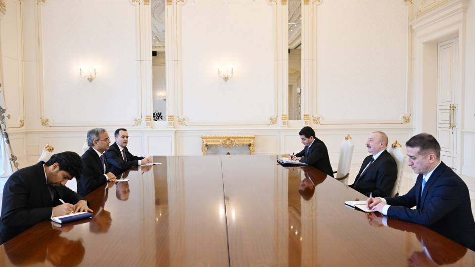 Ilham Aliyev received Secretary General of Economic Cooperation Organization