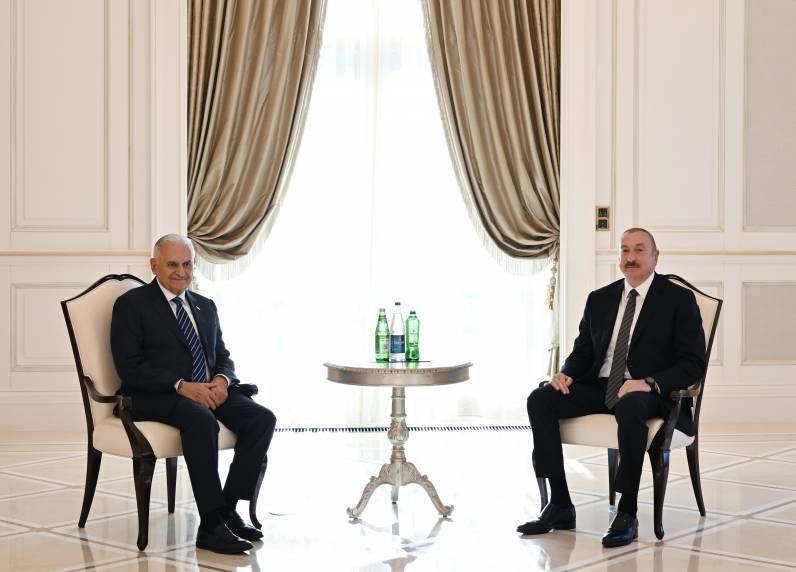 İlham Əliyev Qəbələdə Türk Dövlətləri Təşkilatının Ağsaqqallar Şurasının sədrini qəbul edib
