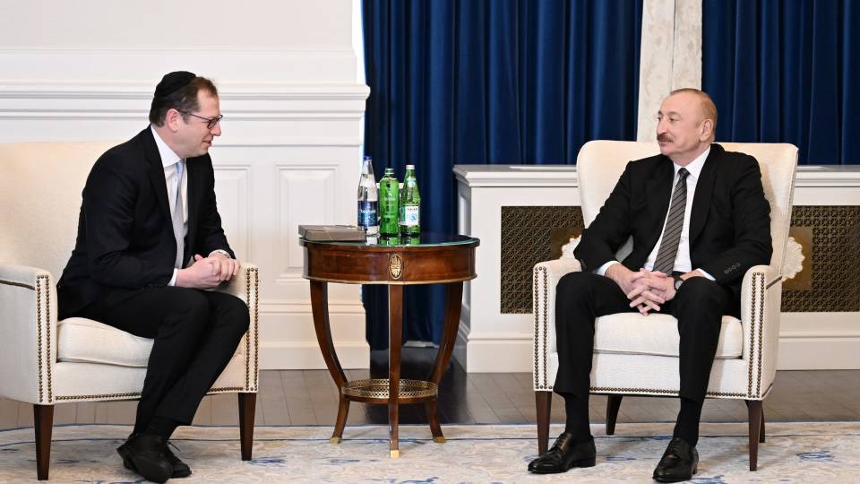 İlham Əliyev Vaşinqtonda Amerika İsrail İctimai Əlaqələr Komitəsinin icraçı direktoru və digər rəhbər heyəti ilə görüşüb