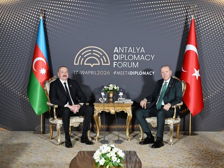 Antalyada Azərbaycan Prezidenti İlham Əliyevlə Türkiyə Prezidenti Rəcəb Tayyib Ərdoğanın görüşü keçirilib