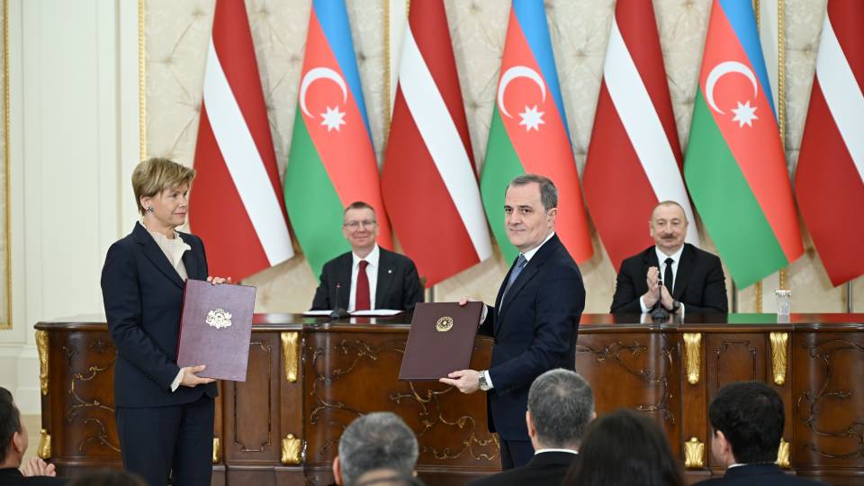 Azərbaycan-Latviya sənədləri mübadilə edilib