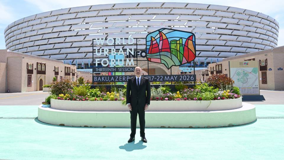 İlham Əliyev Bakı Olimpiya Stadionunun ərazisində WUF13 ilə bağlı görülən işlərlə tanış olub