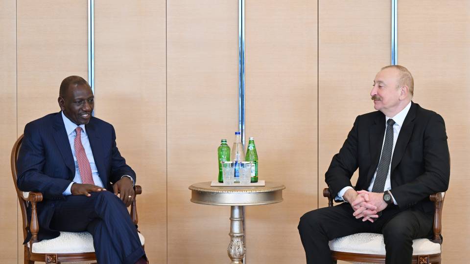 Ilham Aliyev met with delegation led by President of Kenya