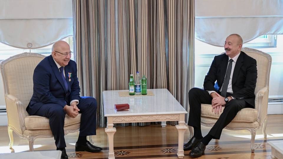 Ilham Aliyev presented “Dostlug” Order to prominent Dagestani public and political figure Kurban Kurbanov