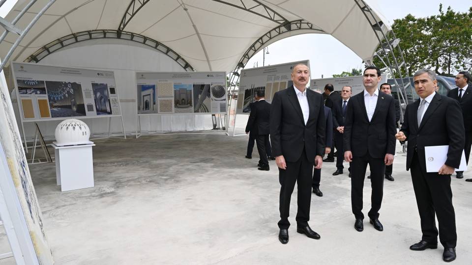 Presidents of Azerbaijan and Turkmenistan visit construction site of Shusha Mosque
