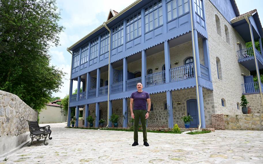 İlham Əliyev Şuşada “Yasəmən” hotelinin yeni korpusları ilə tanış olub