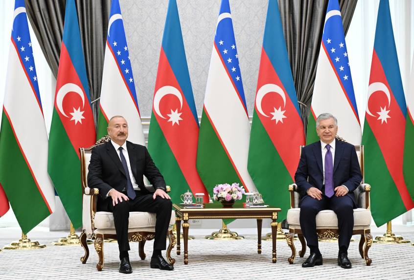 Daşkənddə Azərbaycan Prezidenti İlham Əliyevin Özbəkistan Prezidenti ilə təkbətək görüşü olub