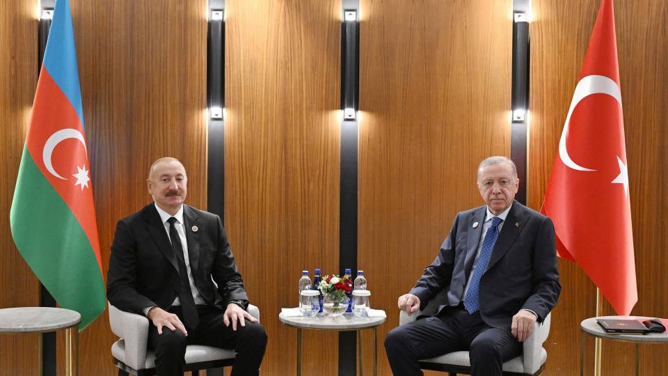 İlham Əliyevin Bişkekdə Türkiyə Prezidenti Rəcəb Tayyib Ərdoğanla  görüşü olub
