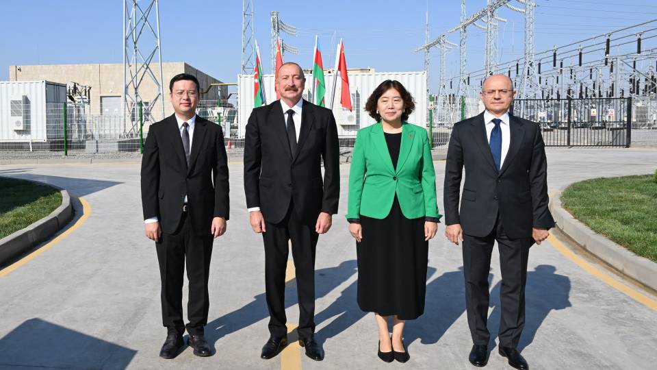 İlham Əliyev “Qobustan” Günəş Elektrik Stansiyasının açılışında iştirak edib