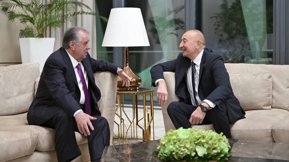 İlham Əliyev Tacikistan Prezidenti ilə görüşüb