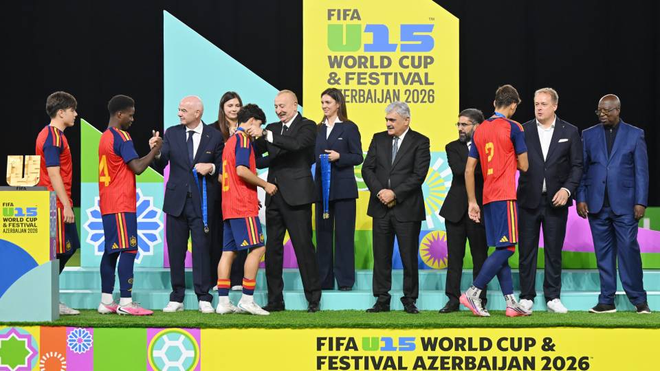 İlham Əliyev “FIFA U-15 World Cup and Festival”ın  final matçını izləyib, mükafatlandırma mərasimində iştirak edib